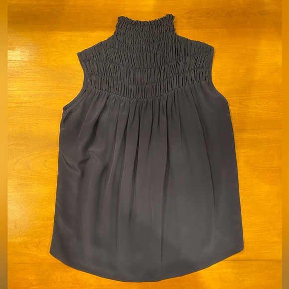 Like New Frame Rouched Black Sleeveless Blouse - Picture 4 of 5